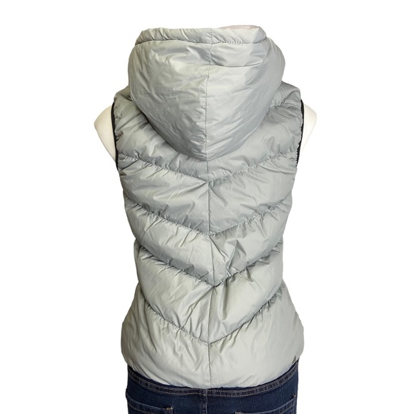 BENCH Snooty Hooded Winter Puffer Vest Light Gray Size Small - Picture 7 of 14